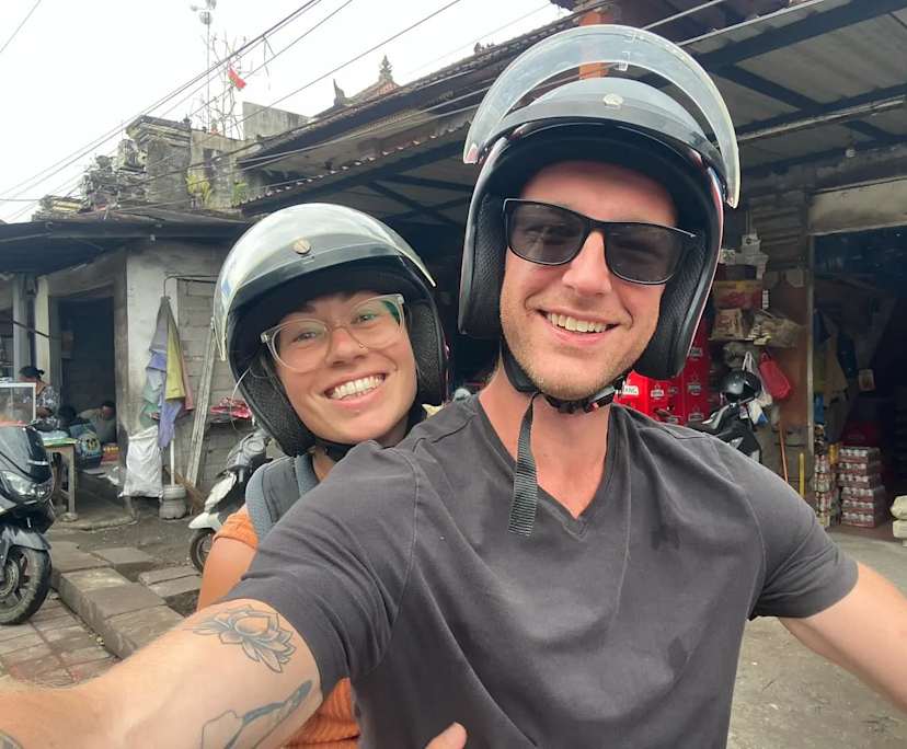 Meiko (38) and Declan (37), $800, Have children, Non-smoker, and Have pets