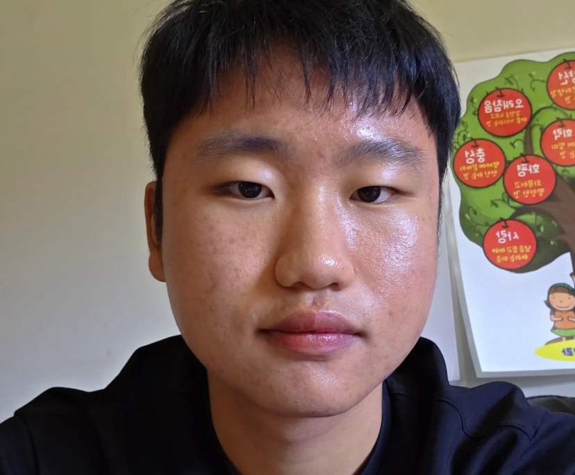 Junwoo (21), $280, Non-smoker, No pets, and No children