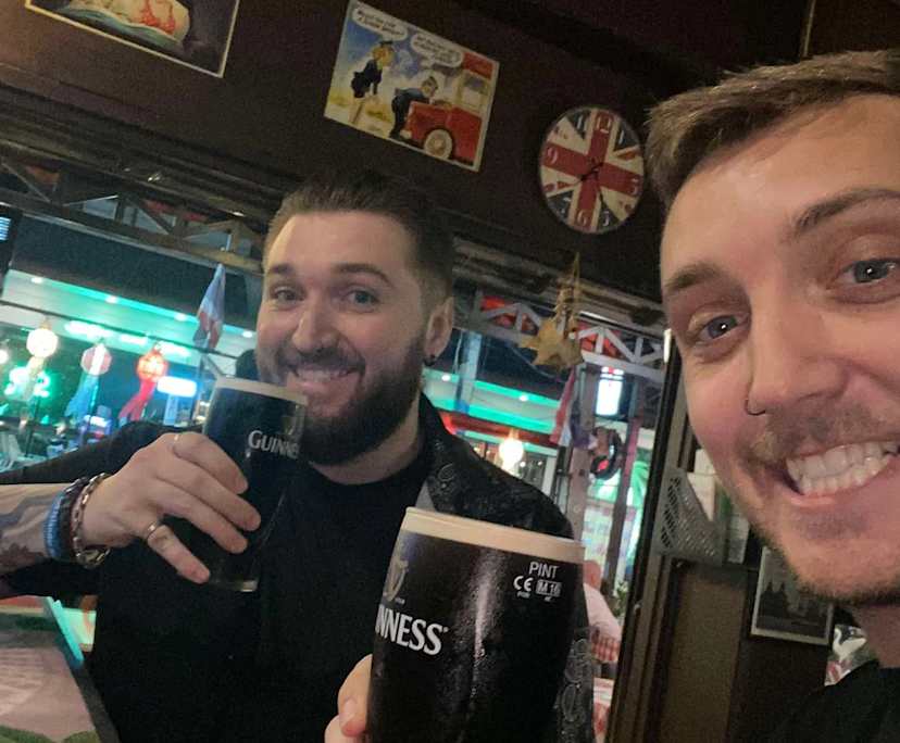 Jason (26), $250, Non-smoker, No pets, and No children