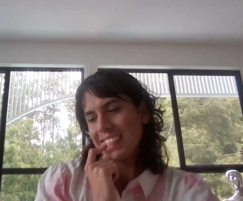 Valencia (20), $300, Have pets, LGBTQIA+, Non-smoker, No pets, and No children