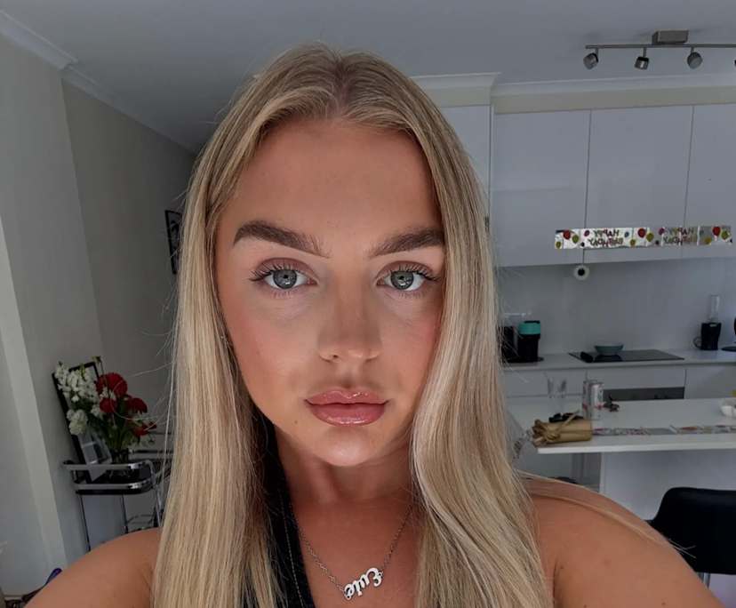 Evie Lawton, Christina Carlin & Katie