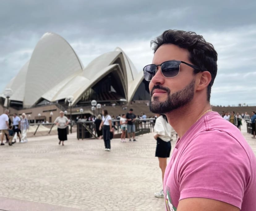 Allan (34), $420, Non-smoker, No pets, No children, and LGBTQIA+