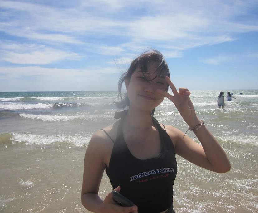 Chaeyoon (19), $260, 