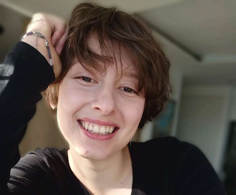 Anna Cher (27), $250, 