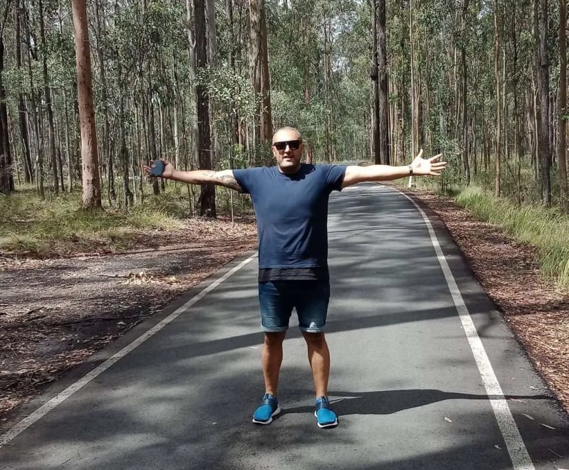 Cameron Turner (43), $380, No children, Non-smoker, and No pets