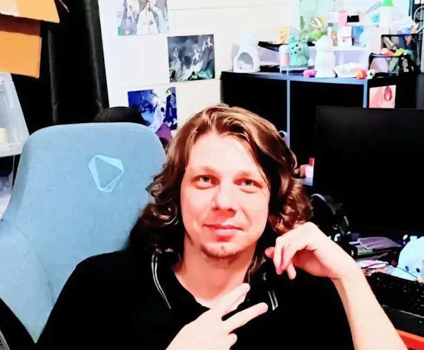 Christian (28) and Sebastian (24), $300, Non-smoker, Have pets, and No children