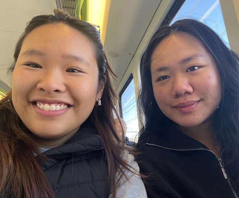 Simone & Amelia
