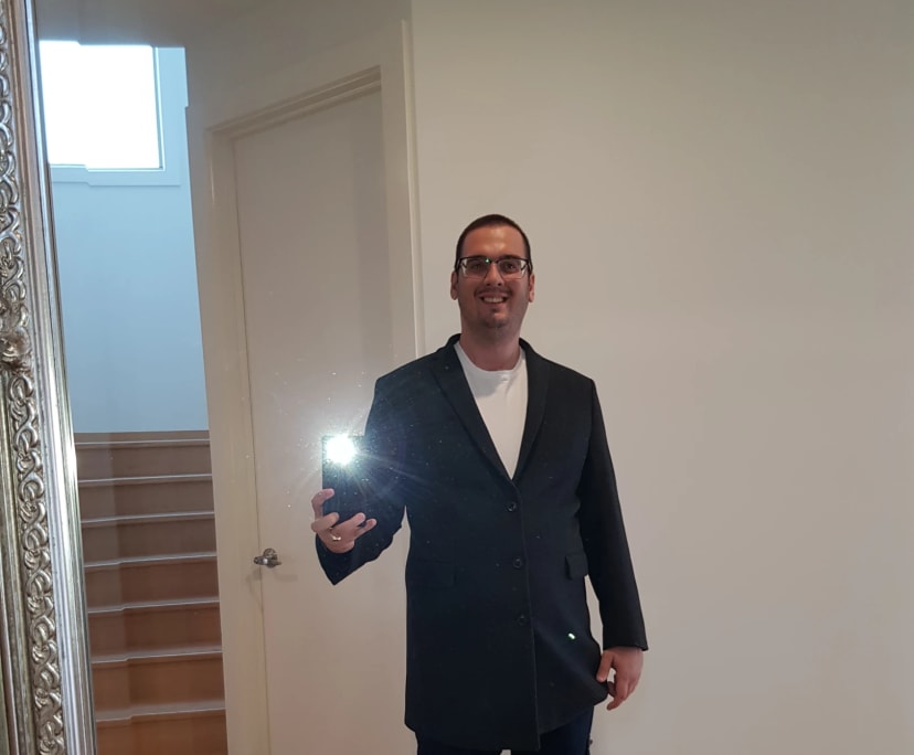 Zdravko Susnjar (35), $400, Non-smoker, No pets, and No children