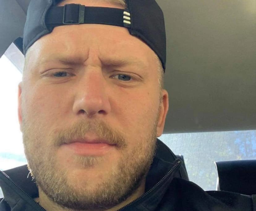 Karli (28), $400, Non-smoker, No pets, and No children