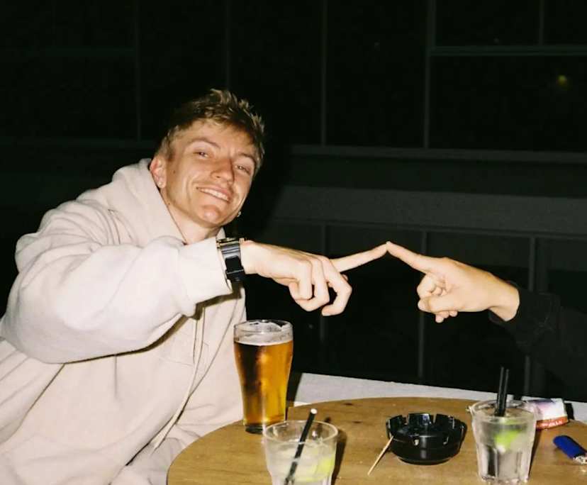 Tyler (27), $350, Non-smoker, No pets, and No children