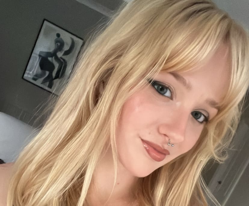 Ava