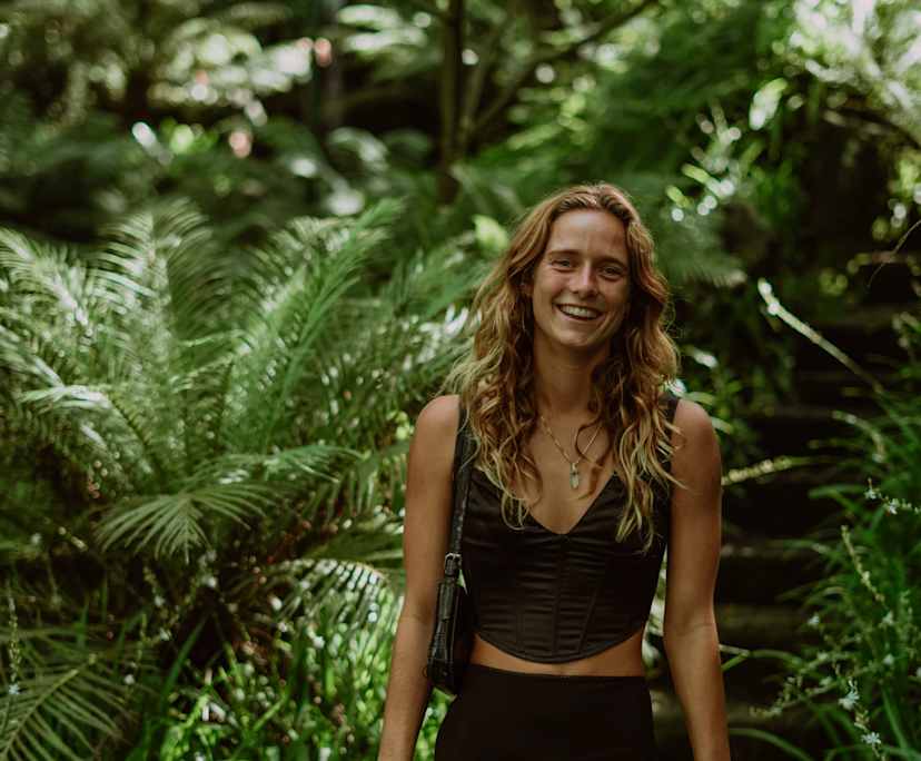 Floriane (26), $400, 