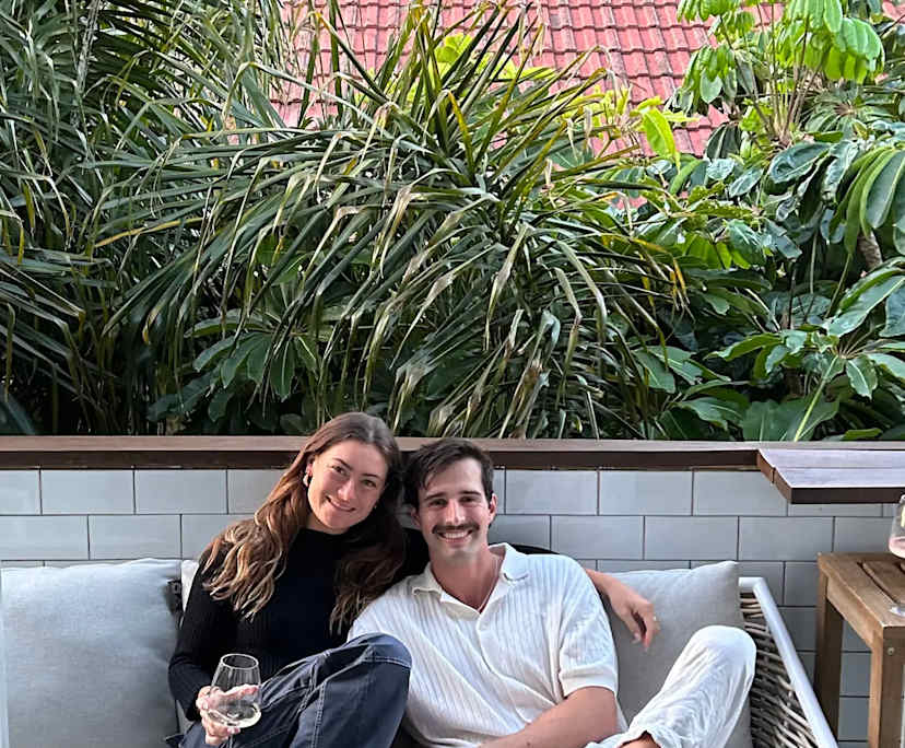 Mia (30) and Charlie (27), $500, 