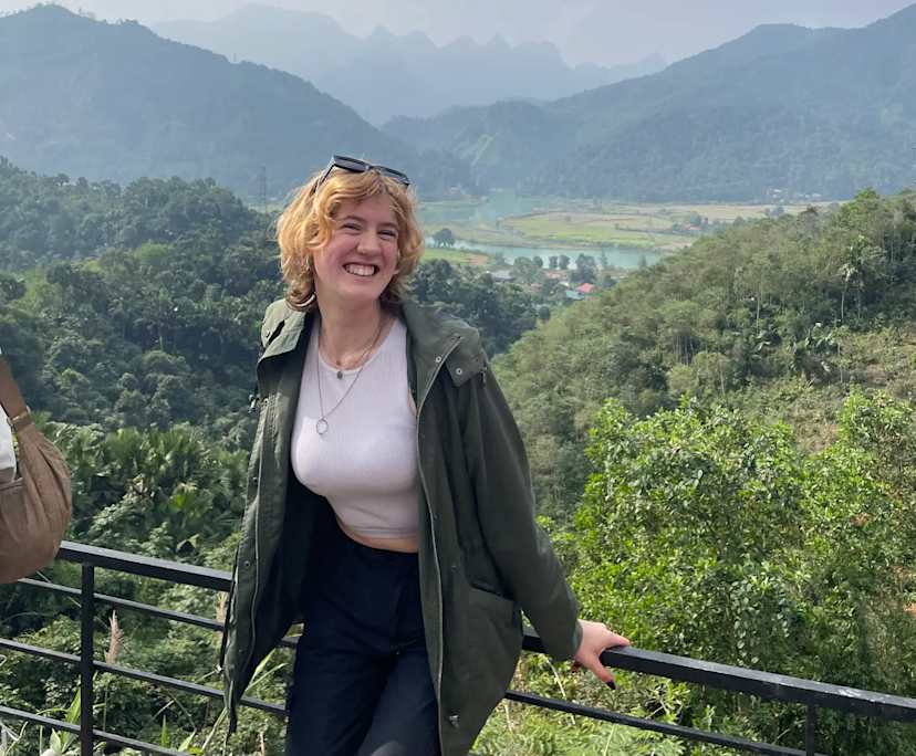 Hannah (21), $500, No pets, LGBTQIA+, Non-smoker, and No children