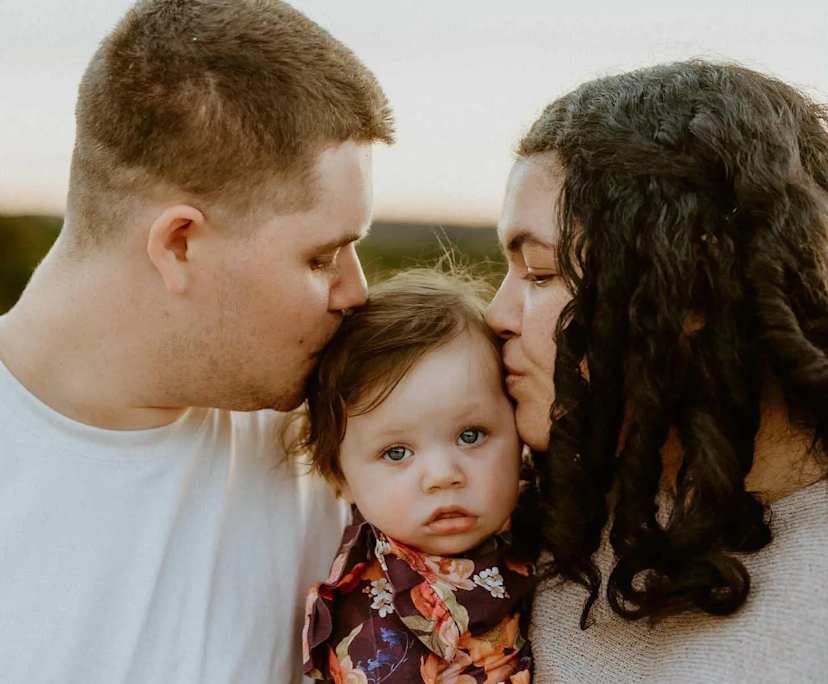 Maureen (22), Izaiah (22) and Annaliese (31), $700, Non-smoker, Have pets, and Have children