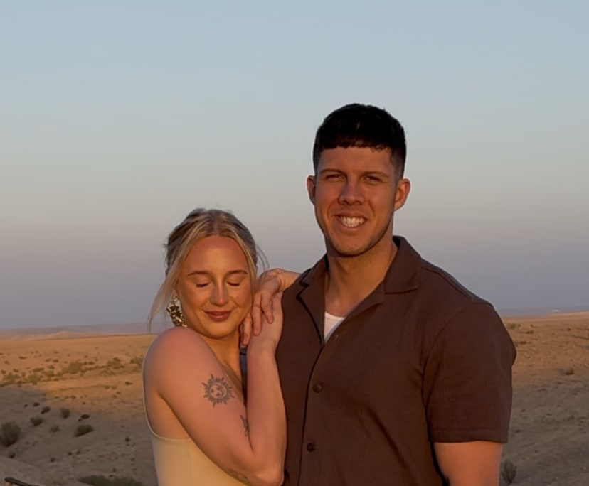 Scott (26) and Jess (28), $450, 