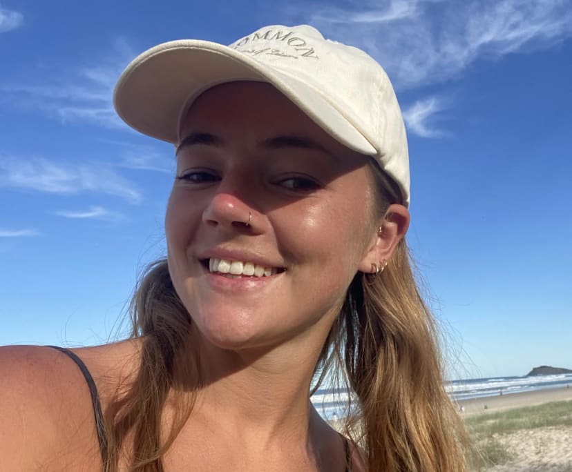 tahlia-22-looking-in-coorparoo-morningside-mou-flatmates-au