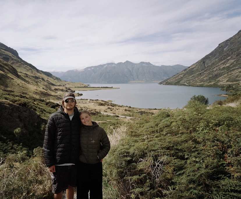 Aria (22) and Luke (22), $800, 