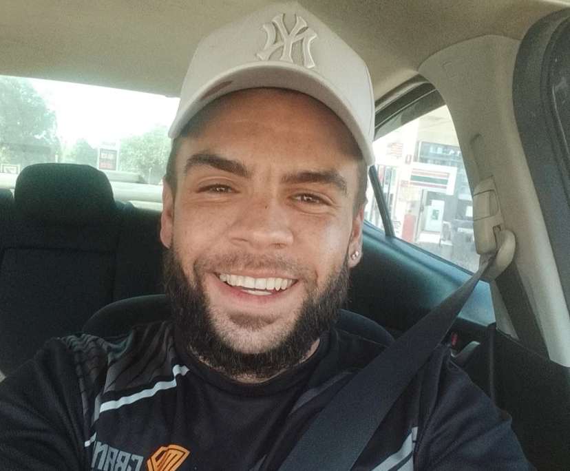 Dylan (25) and Atareta brider (27), $400, Have pets, Smoker, and No children