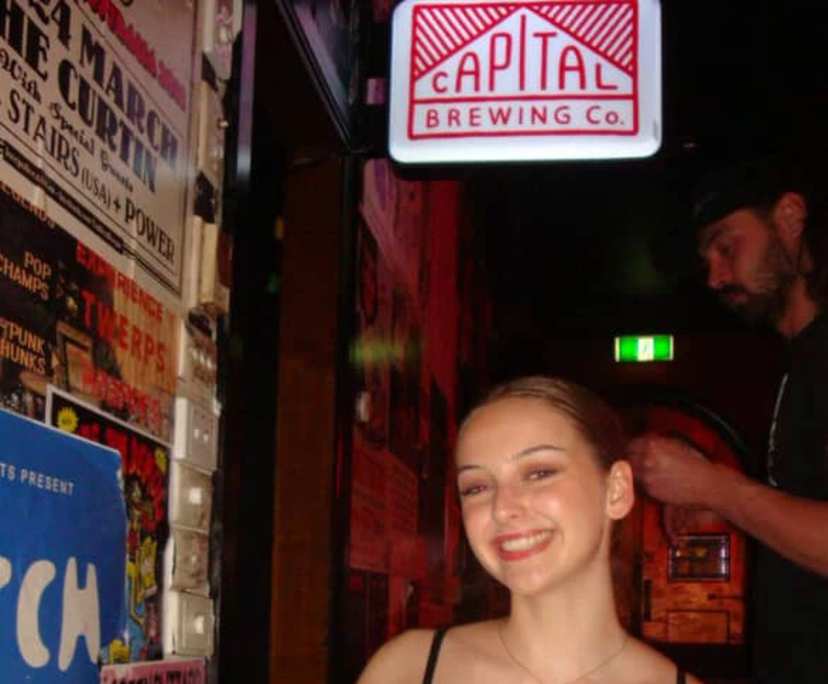 Charlotte (19), $300, Non-smoker, No pets, and No children