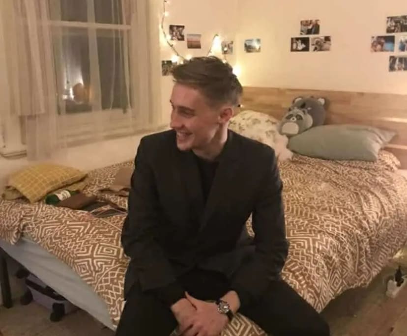 Sam