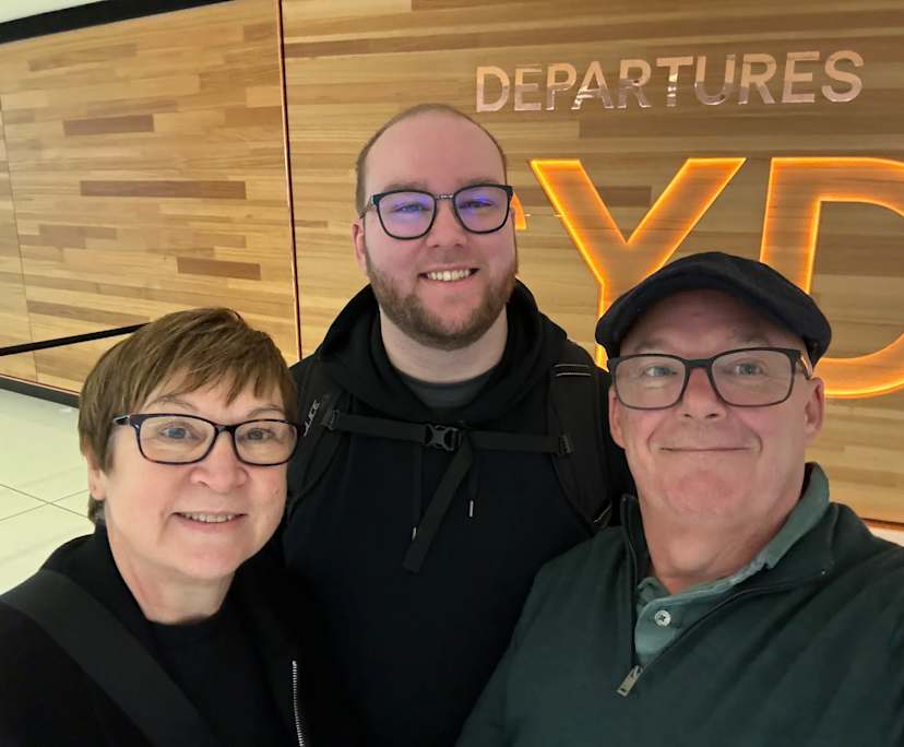 Harry (27), $400, Non-smoker, No pets, and No children