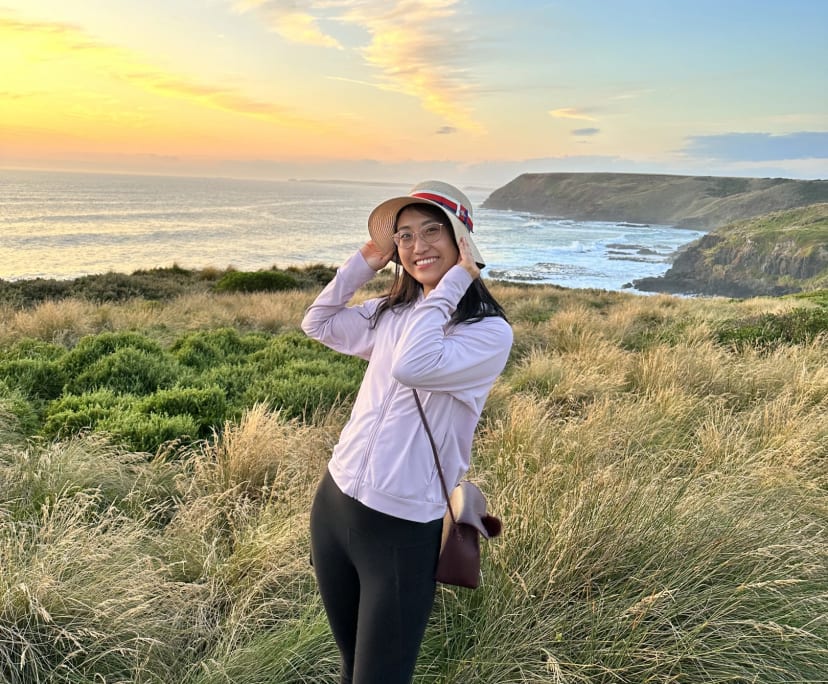 Hanbi (28), $350, Non-smoker, No pets, and No children