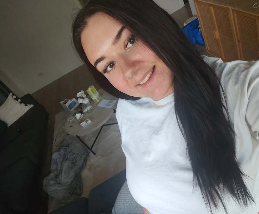 Chanel Delaney (24), $200, Non-smoker, No pets, and No children