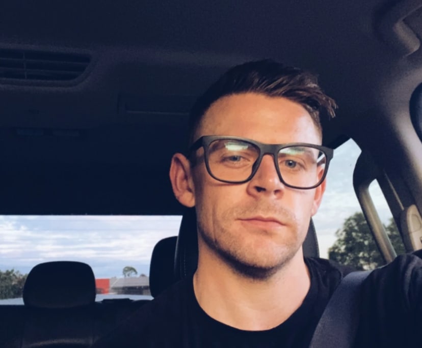 Matthew (25), $150, Have pets, LGBTQIA+, Non-smoker, and No children