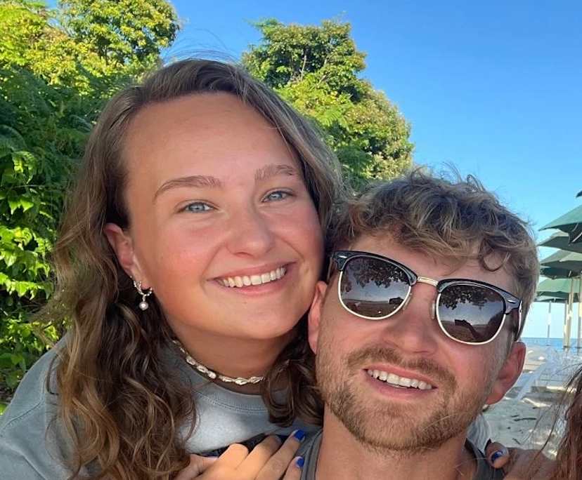Noor (21) and Josh (29), $450, Non-smoker, No pets, and No children