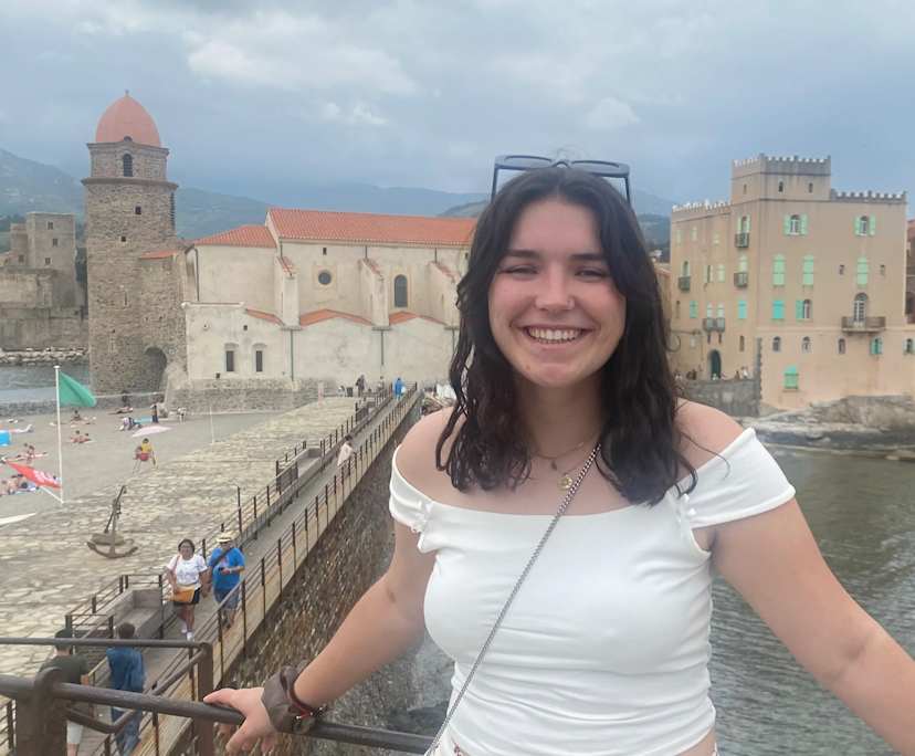 Camille (20), $350, Non-smoker, No pets, and No children