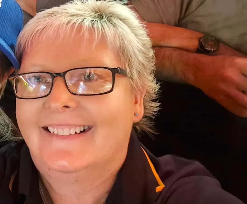 Mel (47), $350, LGBTQIA+, Non-smoker, No pets, and No children