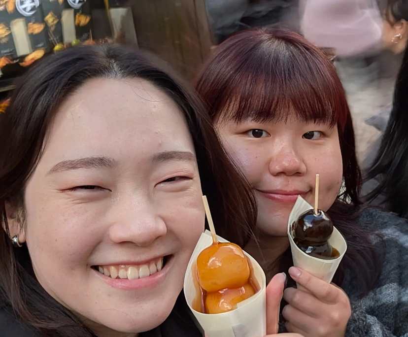 Uran (24) and Min (28), $300, LGBTQIA+, Have pets, Non-smoker, and No children