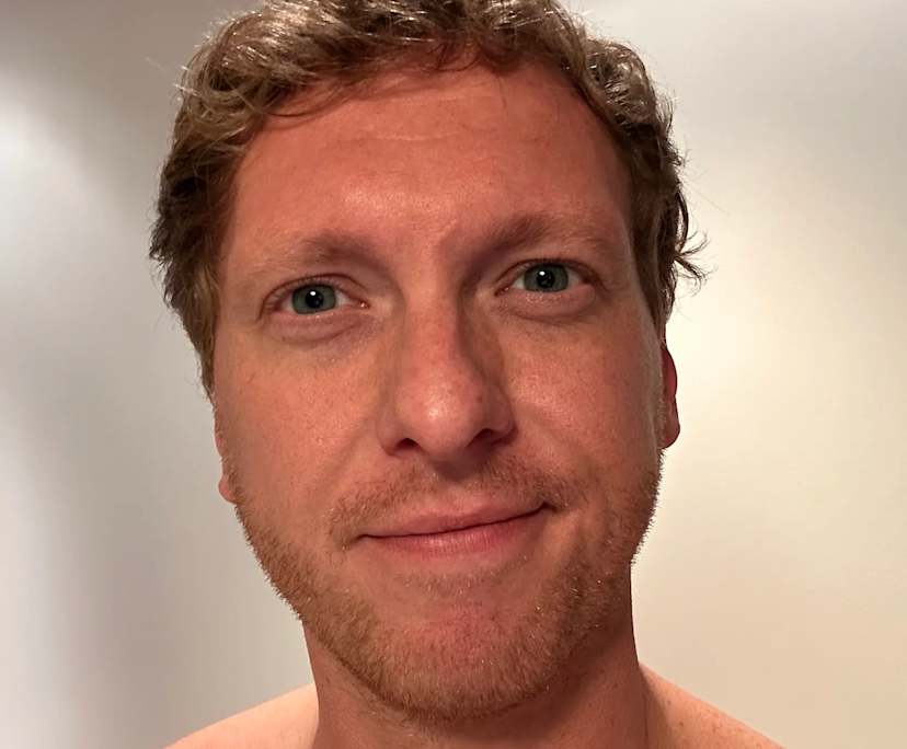 Dan (35), $450, LGBTQIA+, Non-smoker, No pets, and No children