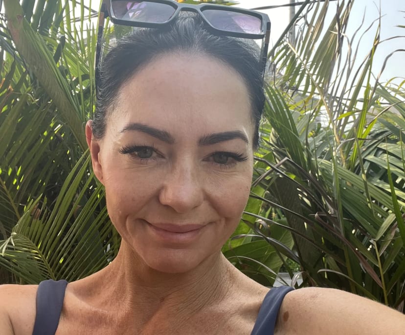 Emily (40), $650, Non-smoker, No pets, and No children