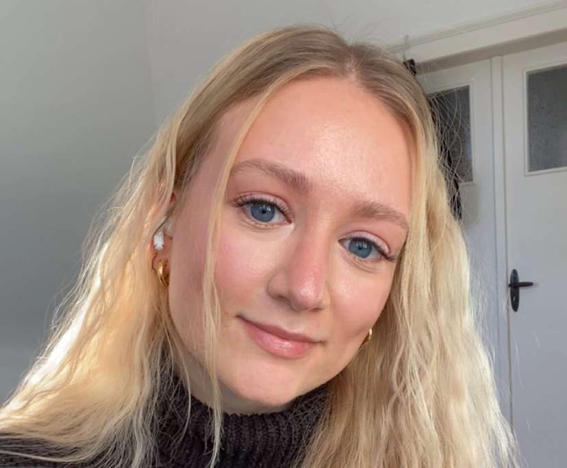 Katharina (28), $450, 