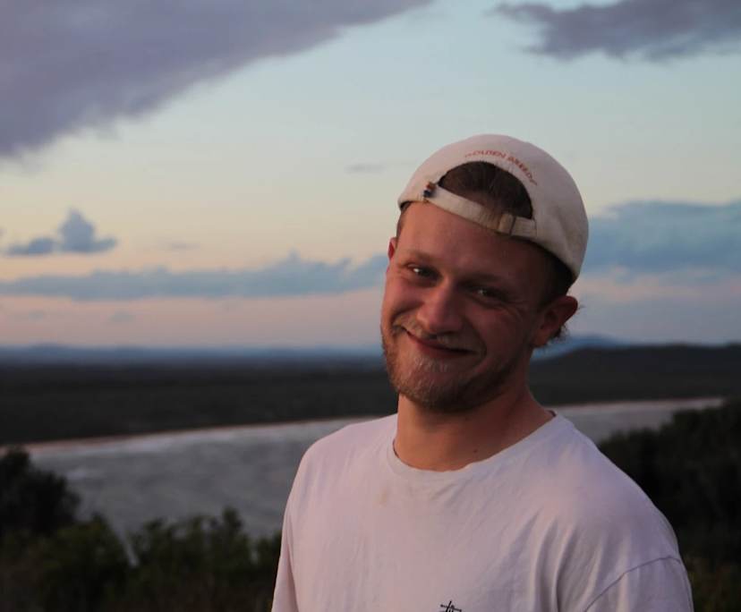 Ignacy (25), $350, Non-smoker, No pets, and No children