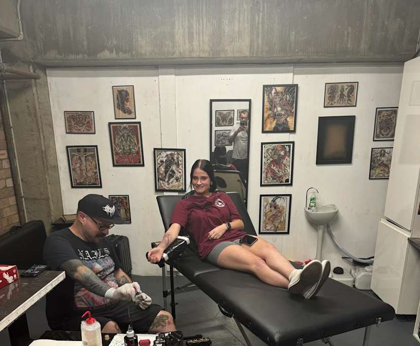 Molly (20), $200, Non-smoker, No pets, and No children