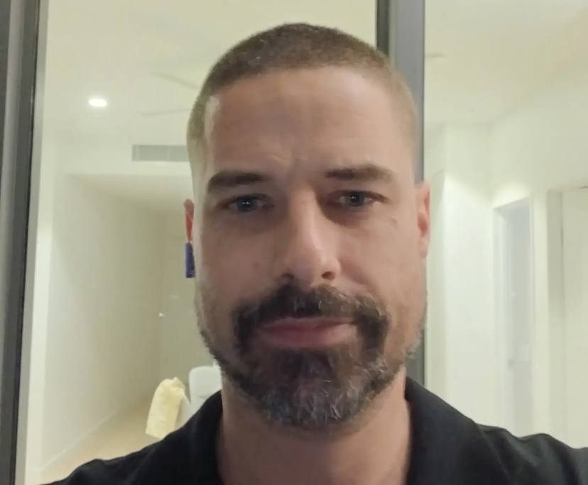 Jake (39), $400, Smoker, No pets, and No children