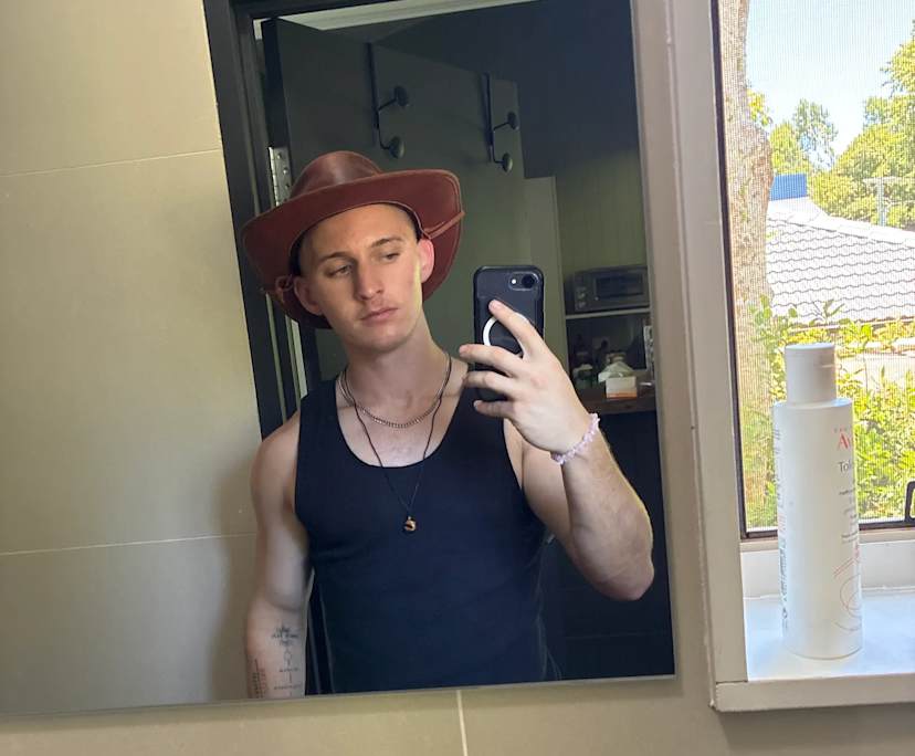 Jonathan (20), $250, 