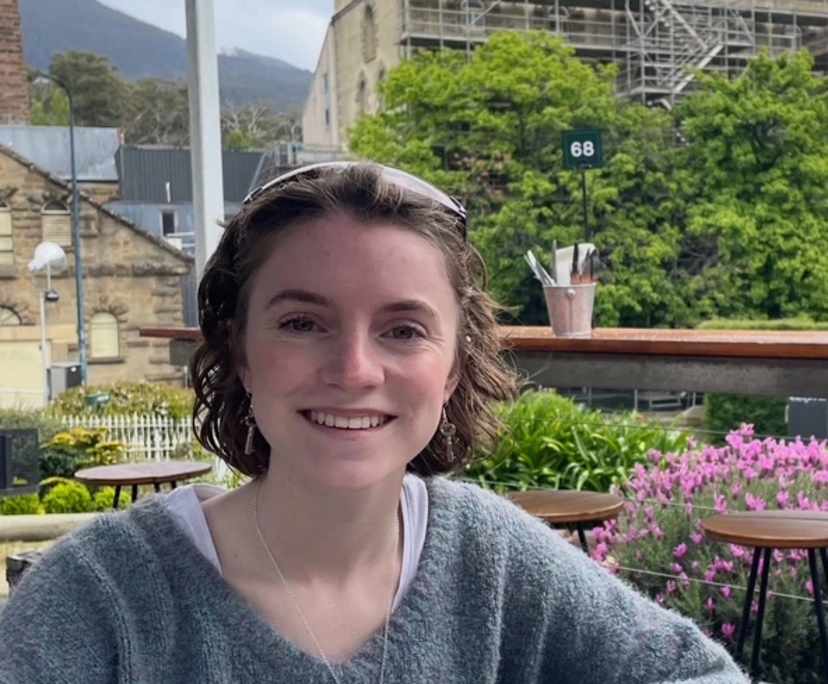 Erin (19), $380, Have pets, LGBTQIA+, Non-smoker, and No children