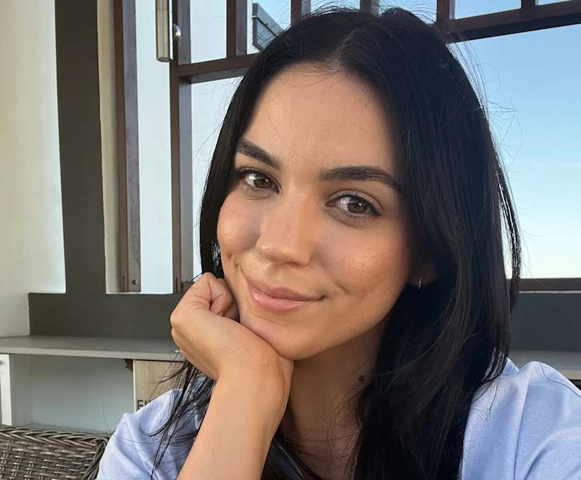 Clare (27), $375, No pets, Non-smoker, and No children