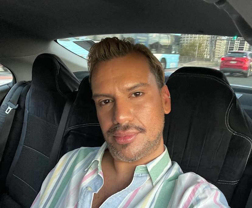 Andrew (31), $500, LGBTQIA+, Non-smoker, No pets, and No children