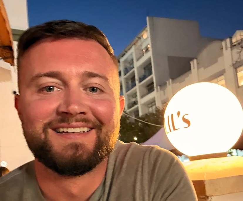 Mark (34), $420, LGBTQIA+, Non-smoker, No pets, and No children