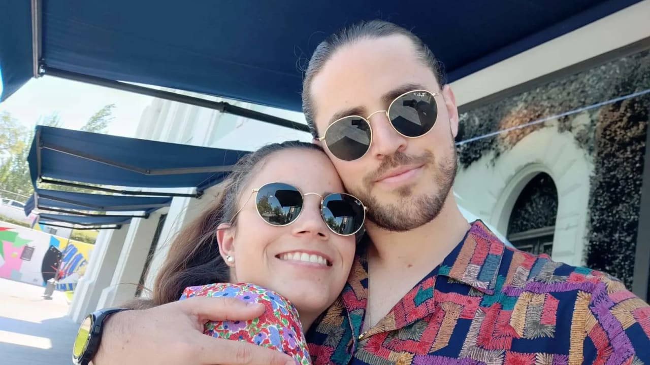 Carlos & María
