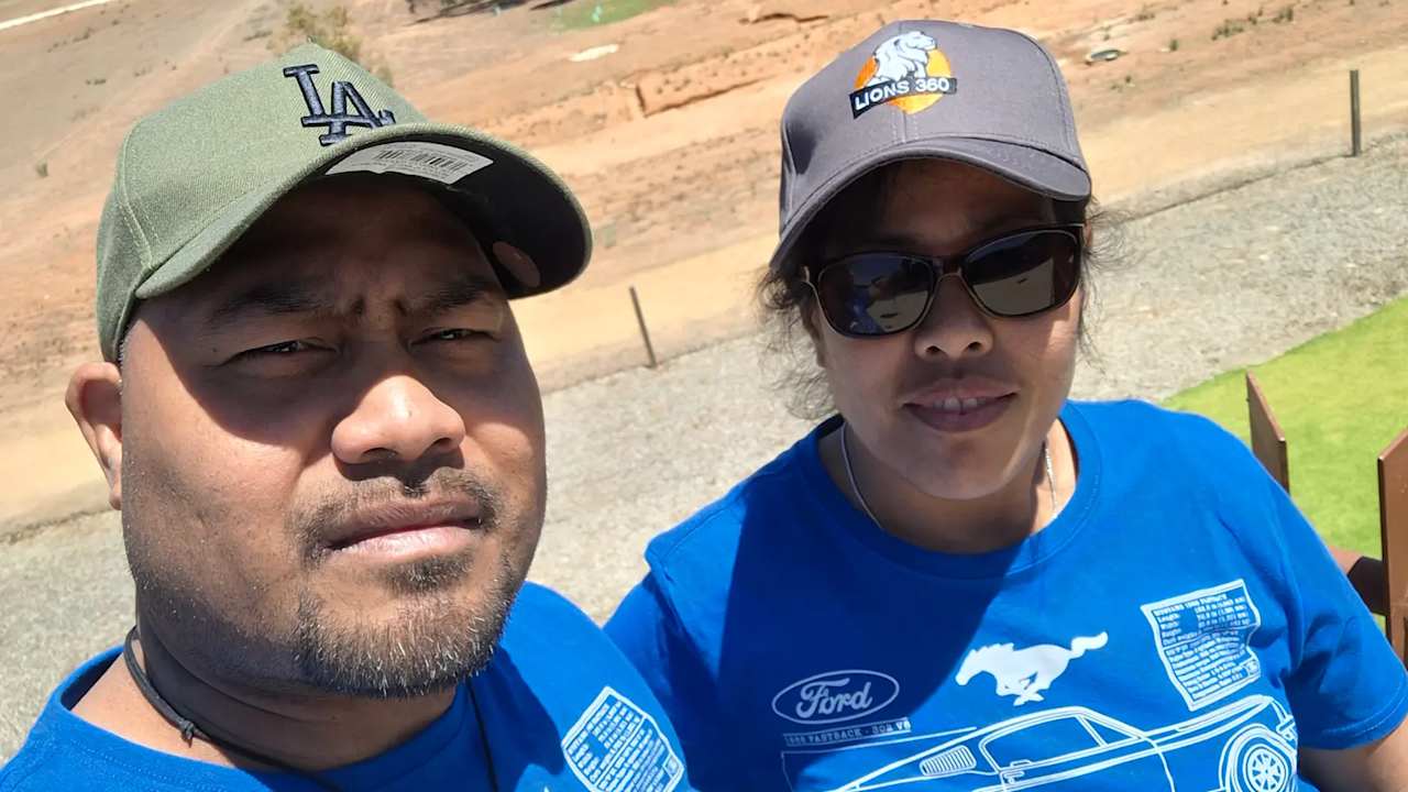 Kiribati Ioera & Tiangkei