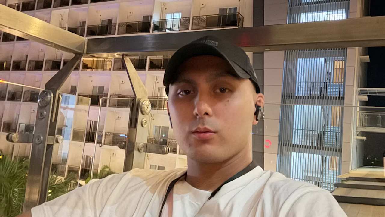 Victor