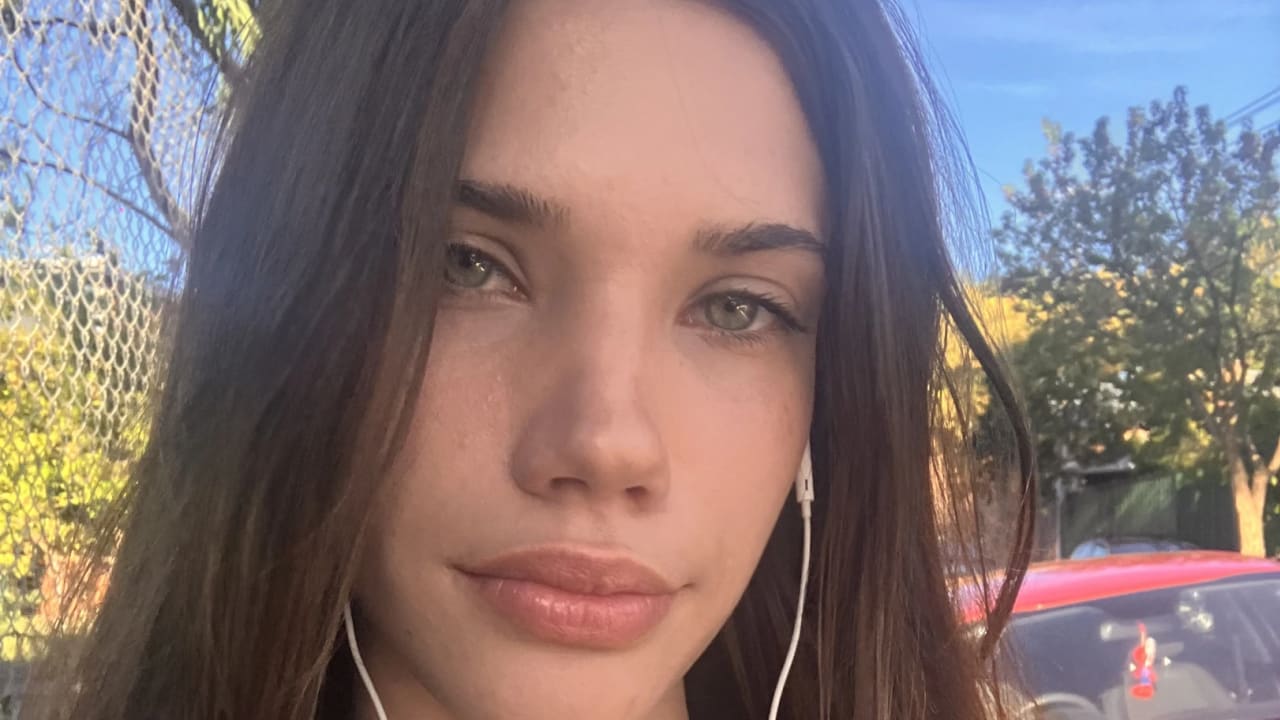 Bella