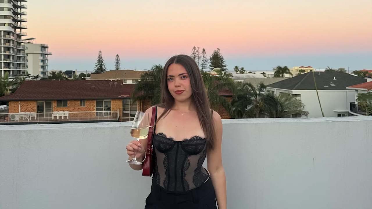 Simone Nicol