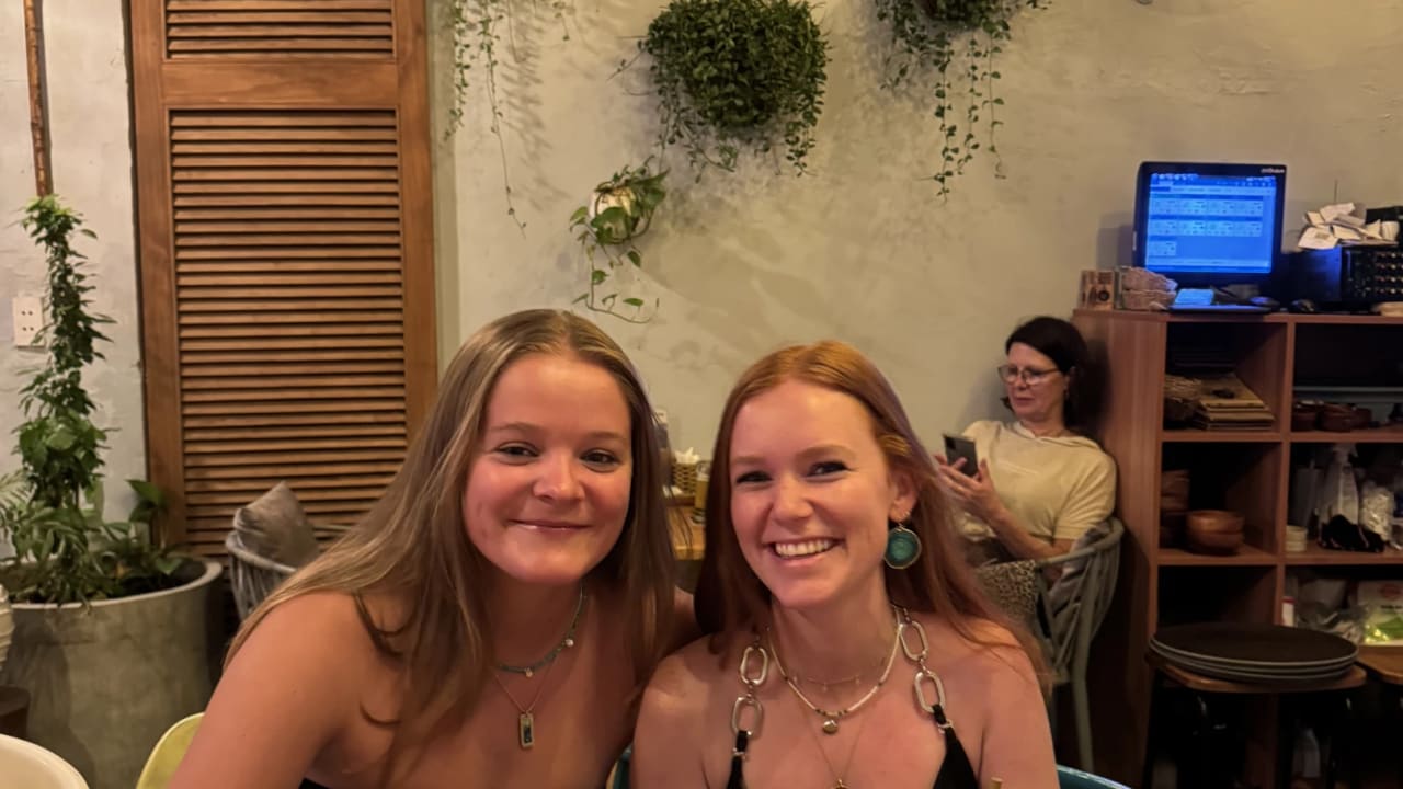 Hannah Trow & Liv